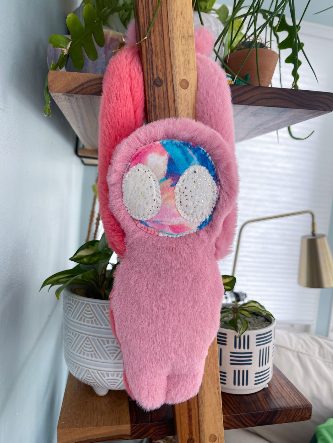 Two-tone Hanging Dot 👽 OG eyes